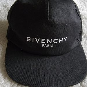 Black Givenchy hat / cap for KIDS size 50